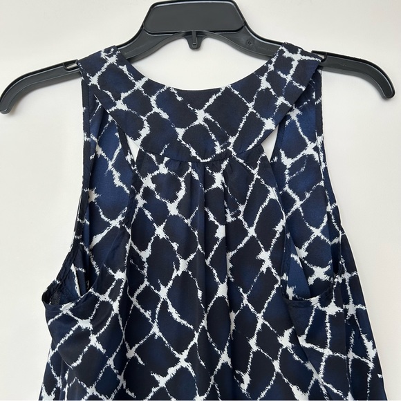 Forever 21 Windowpane Sleeveless Blouse - Picture 8 of 11